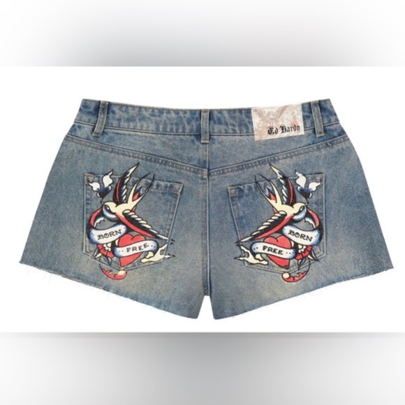 Ed Hardy blue jeans light tint SWALLOW DENIM SHORTS size 28 new - Picture 2 of 7